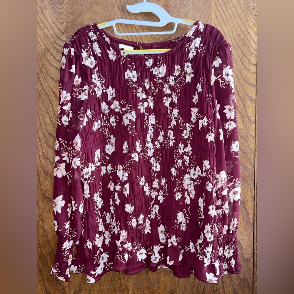 Maurices 1X Floral Smocked Long Sleeved top - Picture 3 of 5